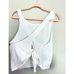 White Lulu Lemon turn to tie tank! Size 6